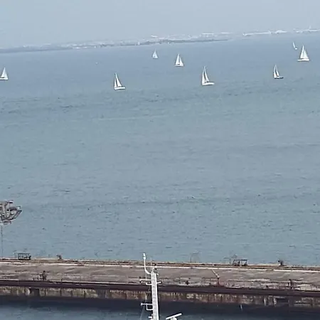 Vista Tejo * Almada